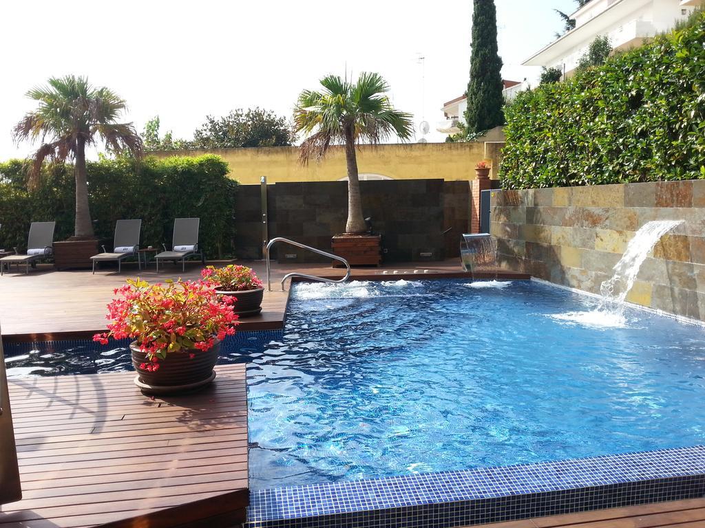 Montaltmar Hotel Sant Vicenc de Montalt Exterior photo