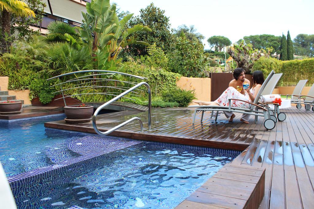 Montaltmar Hotel Sant Vicenc de Montalt Exterior photo